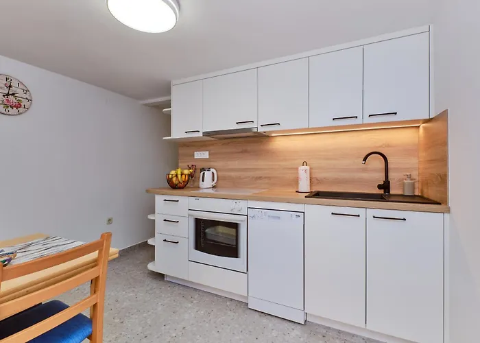 Apartment By The Sea Martinscica, Cres - 22582 Martinšćica